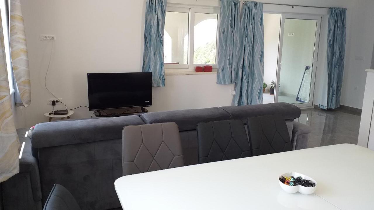 Apartman Karla Lastovo Екстериор снимка